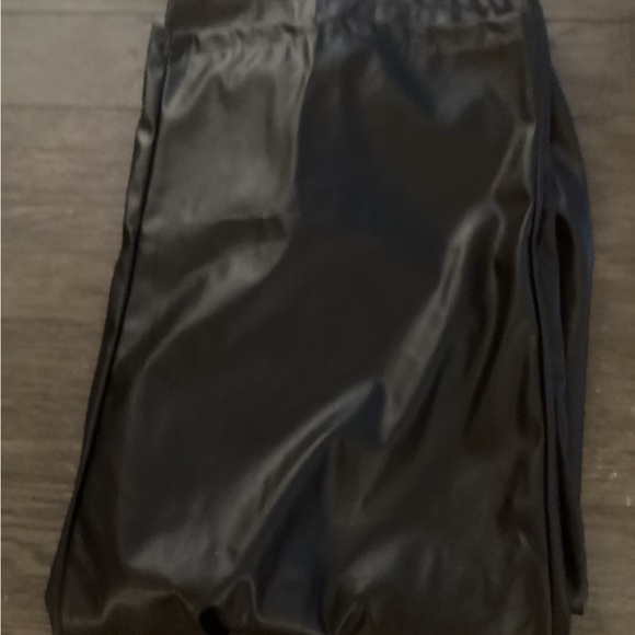 Pants - Picture 3 of 7